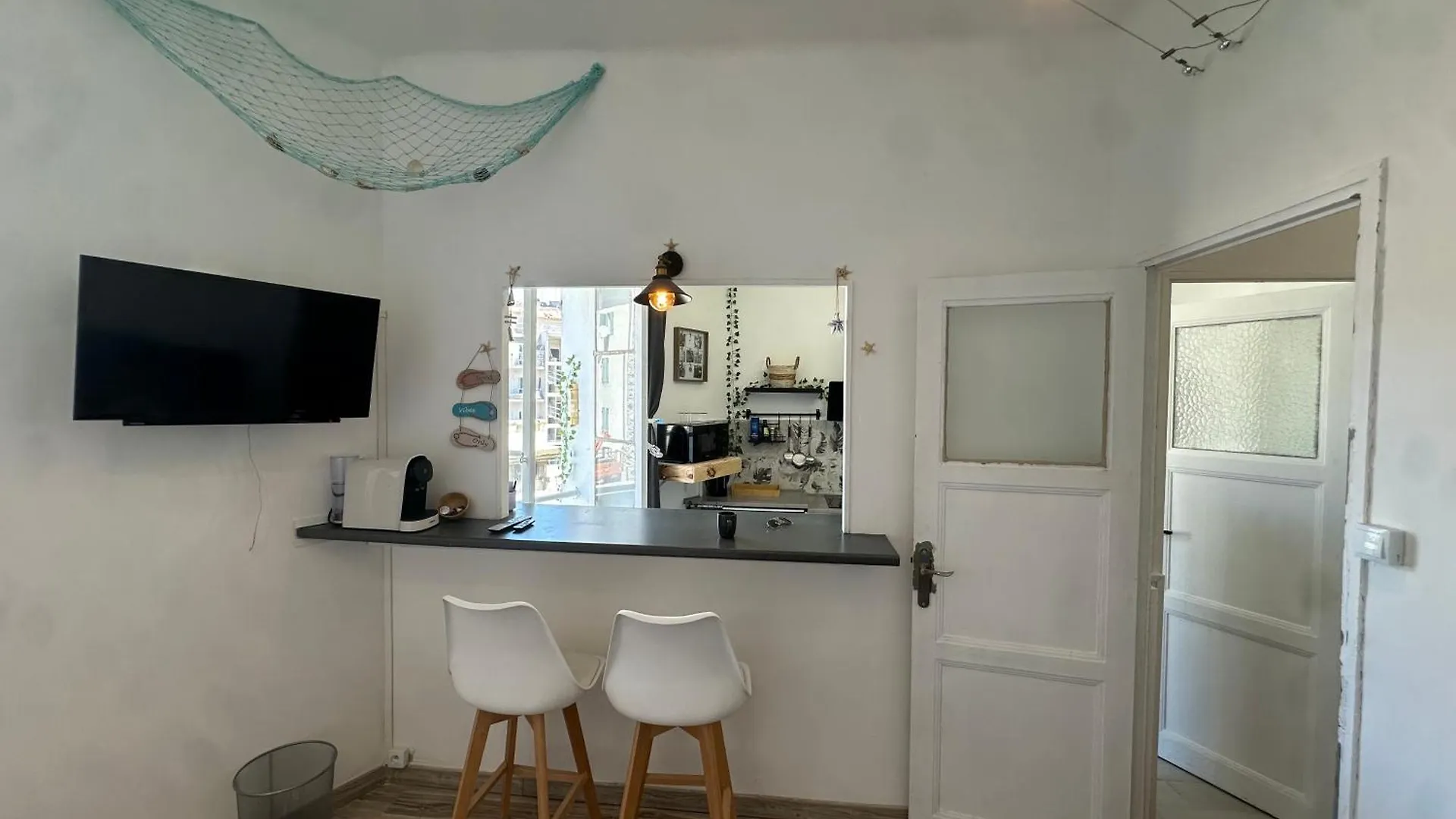 Etoile De Mer Magnifique Studio Deco Plage Et Sable Fin, Votre Sejour A Marseille Commence Ici, Centre-Ville